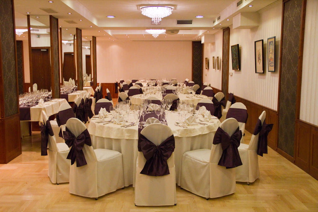 גיולה Elizabeth Hotel מראה חיצוני תמונה