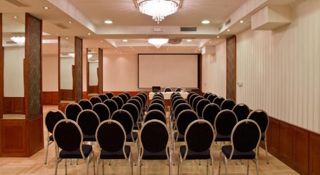 גיולה Elizabeth Hotel מראה חיצוני תמונה